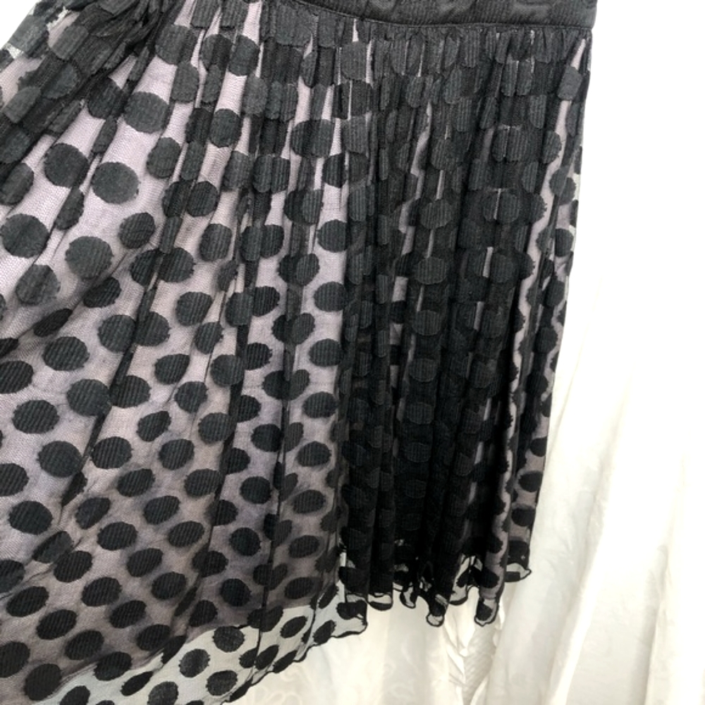 LIKE NEW! PORTMANS Size 8 Silk & chiffon Black formal short dress - Picture 7 of 15